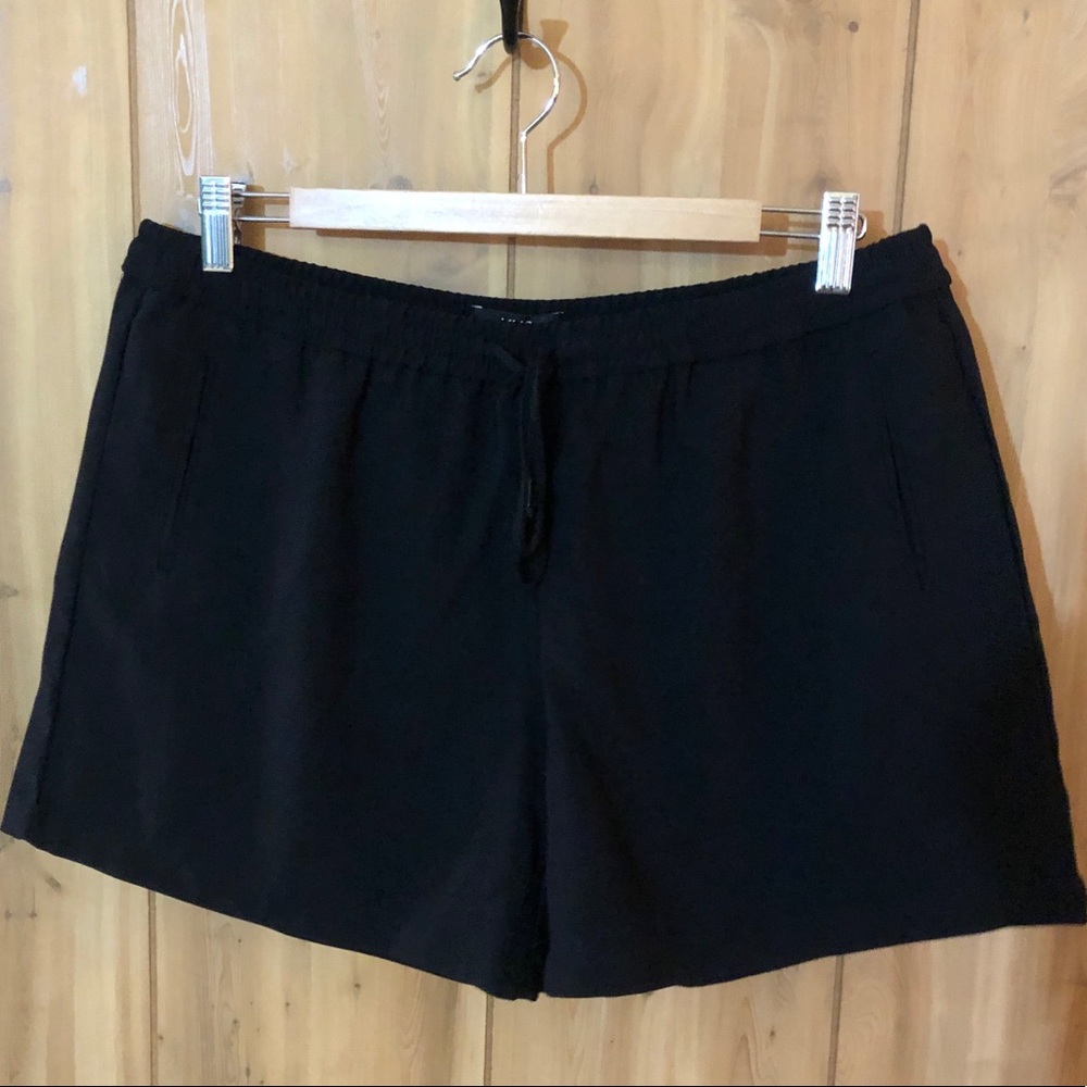 MNG Shorts